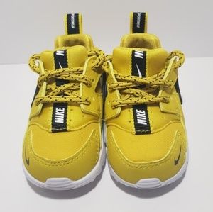 Toddler Nike huarache run sneakers